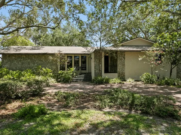 3101 Walnut St NE, Saint Petersburg, FL 33704