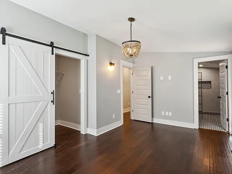 3258 Highland Dr SE — Photo 27