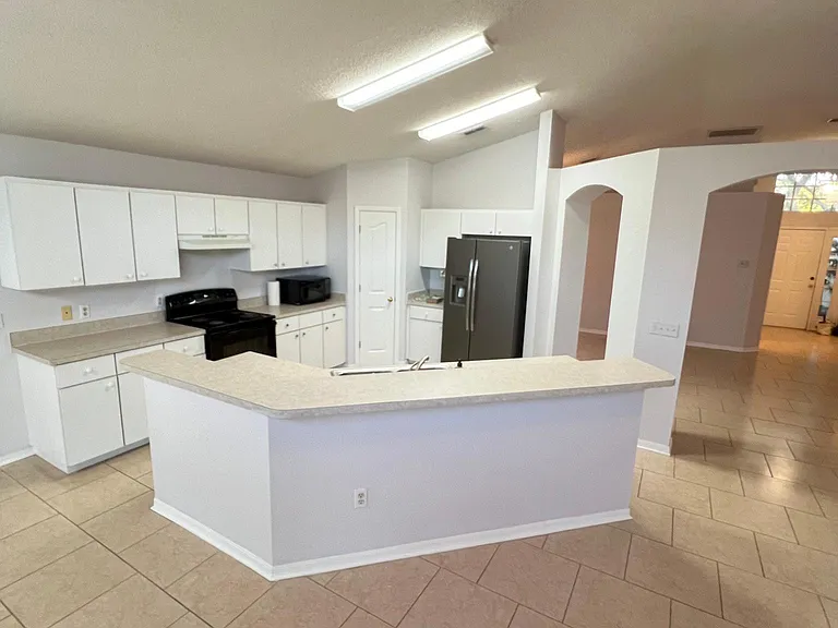 13709 Staghorn Rd — Photo 10