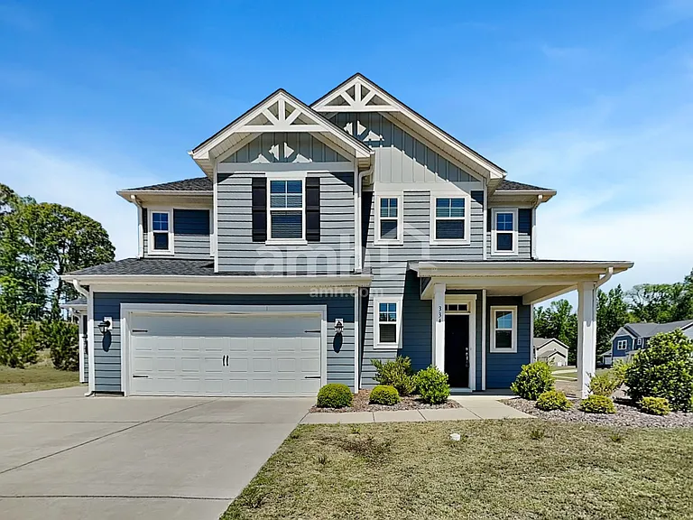 334 Elmhurst Dr — Photo 1