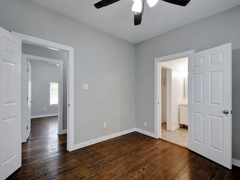 104 Webb — Photo 11