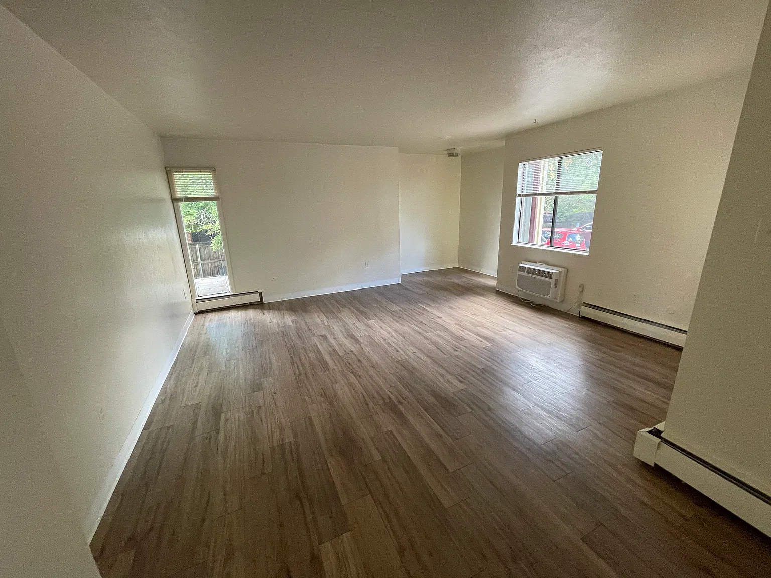 2 bed, 800 sqft, $2,750 — Photo 3