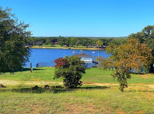 272 Driftwood Loop, Bowie, TX 76230