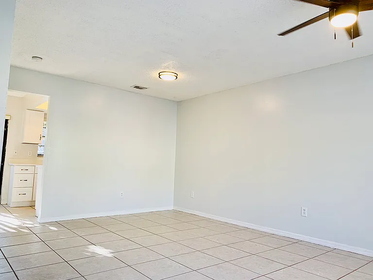 3212 Oak Lawn Pl — Photo 7