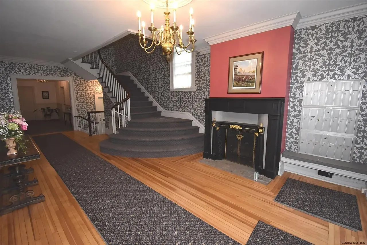 125 Union Avenue - 1 — Photo 2