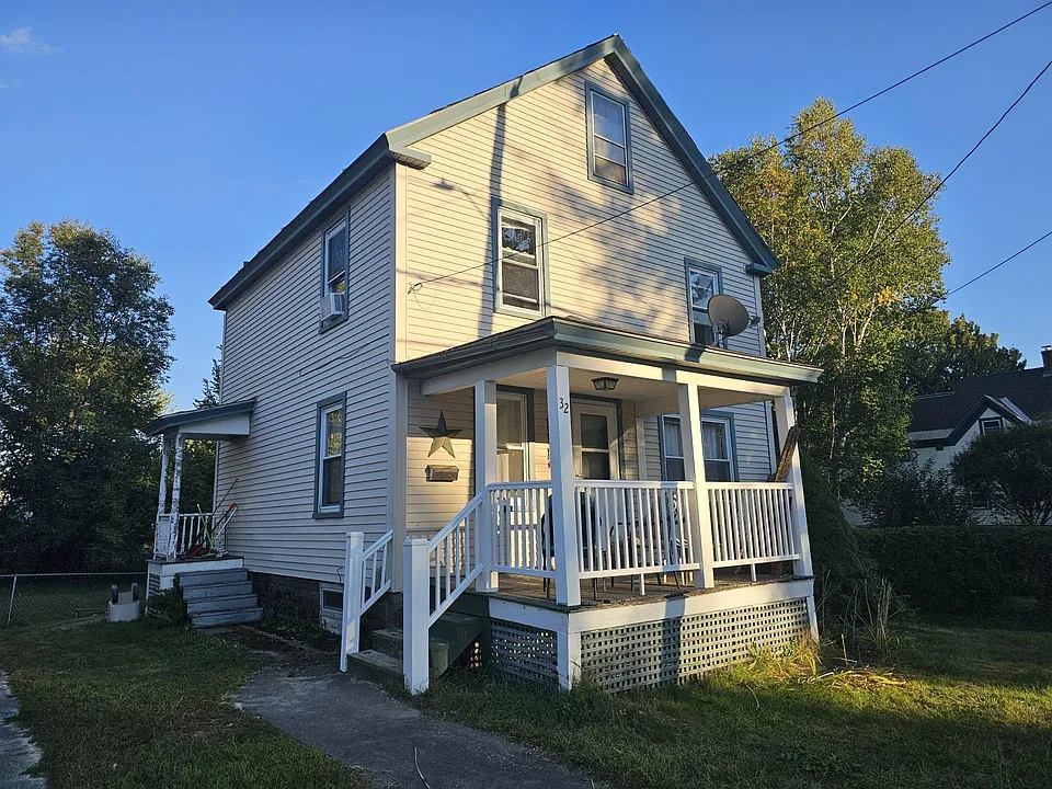32 Pearl St