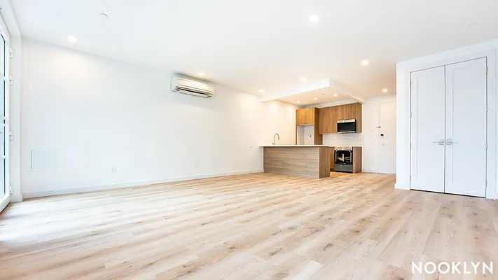 Rented by Nooklyn NYC LLC | media 59