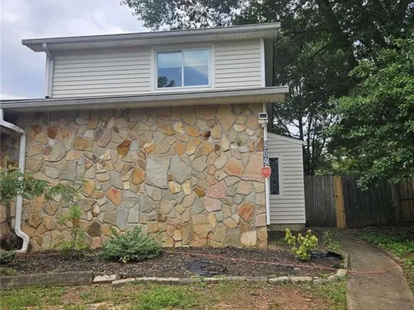 909 Ohara Dr, Jonesboro, GA 30236