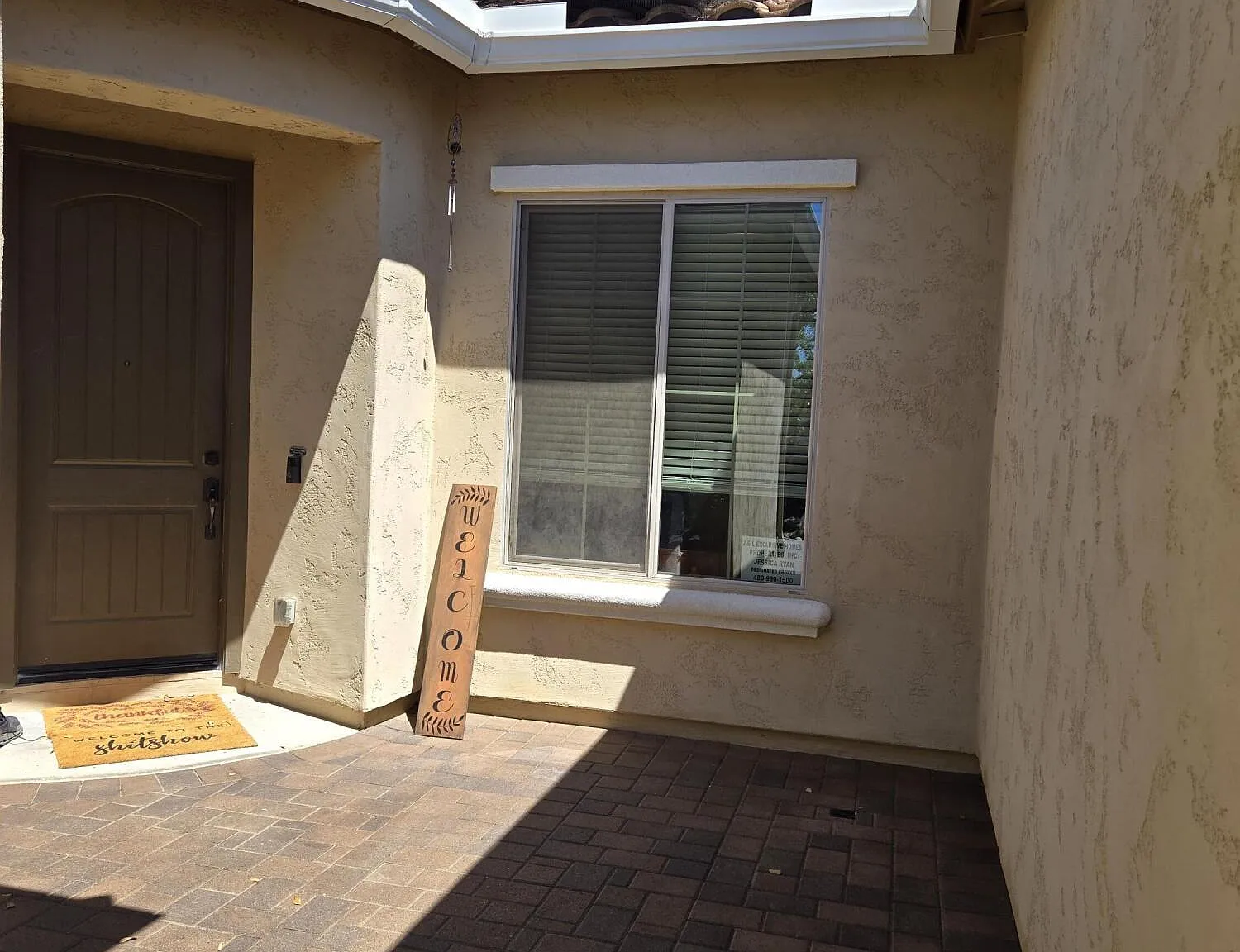 4 bed, 2.5 bath, 2736 sqft, $3,895 — Photo 4