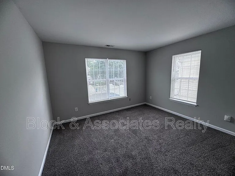 2630 Vega Ct — Photo 7