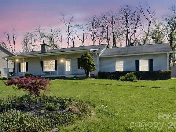 2nd image of 21 Sydney Ln