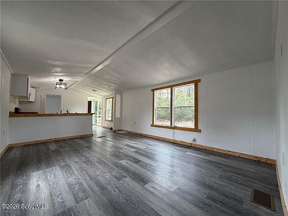 5th image of 1222 White Dr N #E