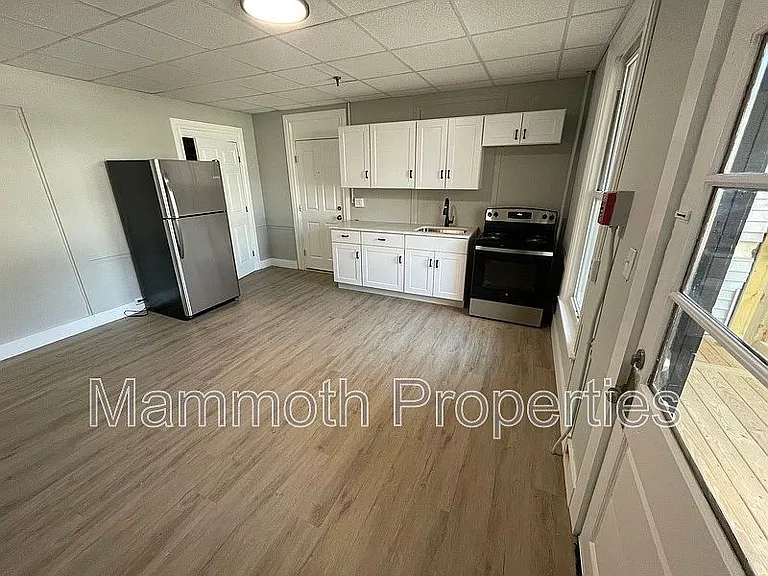 539 Pine St — Photo 9