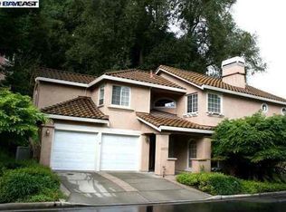 19875 Crow Creek Rd, Castro Valley, CA 94552