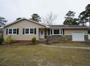 82 Sharp St, Millville, NJ 08332