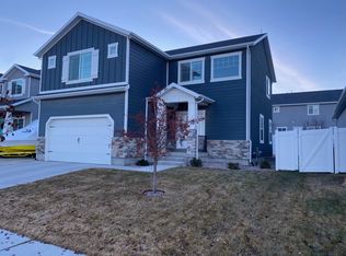 7415 N Silver Park Dr, Eagle Mountain, UT 84005