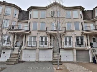26 David Dunlap Cir, Toronto, ON M3C4C1