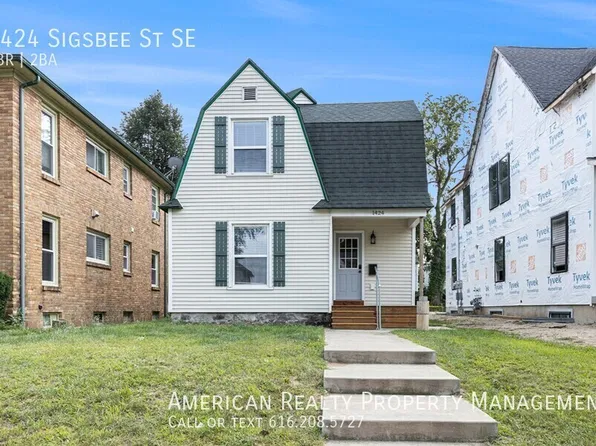 1424 Sigsbee St SE, Grand Rapids, MI 49506
