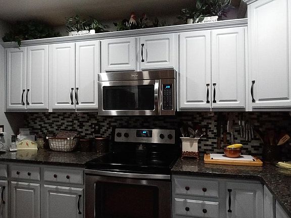 Beautiful updated kitchen 
