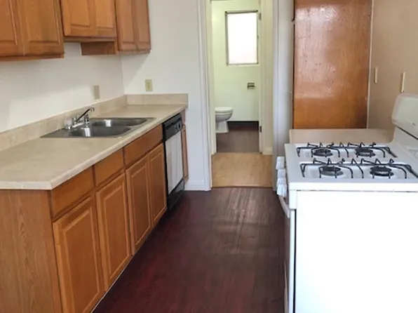 2210A, 2210 Locust Ave #3, Long Beach, CA 90806