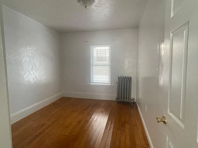 92 Myrtle St #1 — Photo 10