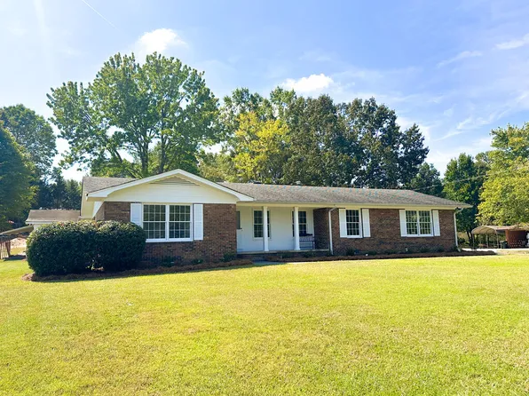 1305 W Crawford St, Dalton, GA 30720