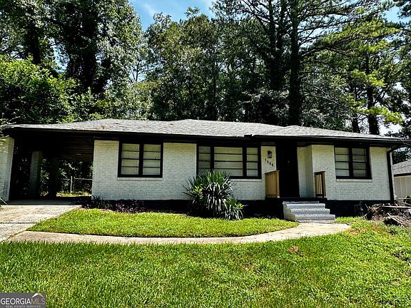 2nd image of 1968 Rosewood Rd