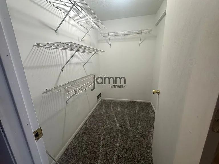 19479 Puritas Ave — Photo 19