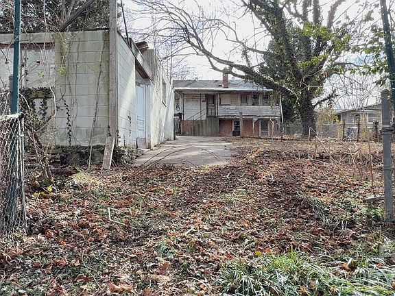 4th image of 39 Lanvale Ave
