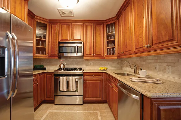 Sold by The Marketing Directors (Arias) | media 34