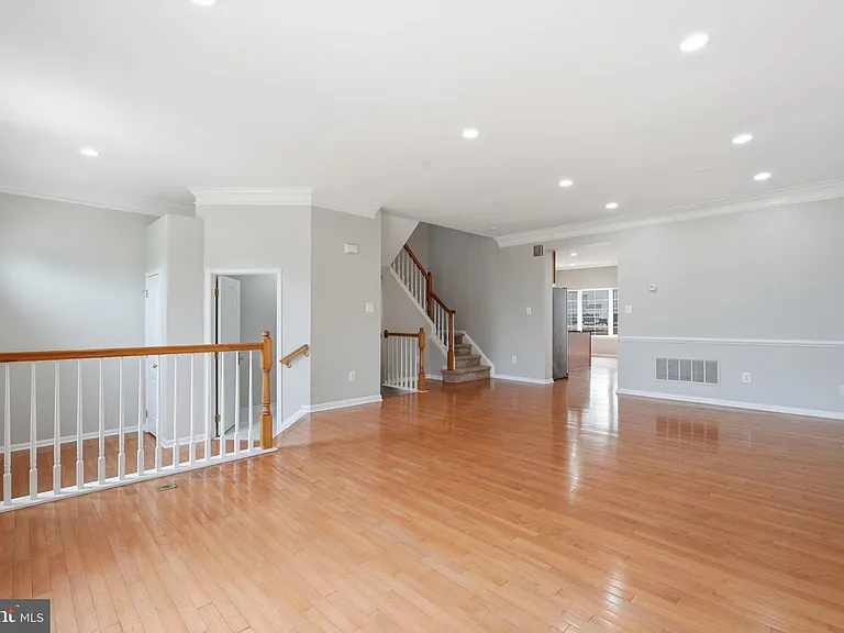 25196 Whippoorwill Ter — Photo 5