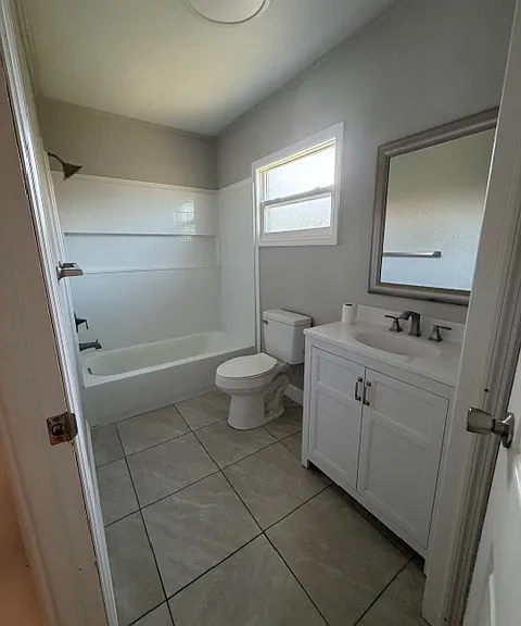 37802 Whitehouse Ave #37802 — Photo 5