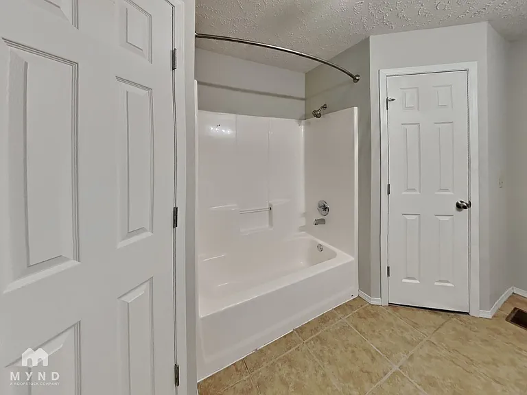1269 S Rome Ave — Photo 15