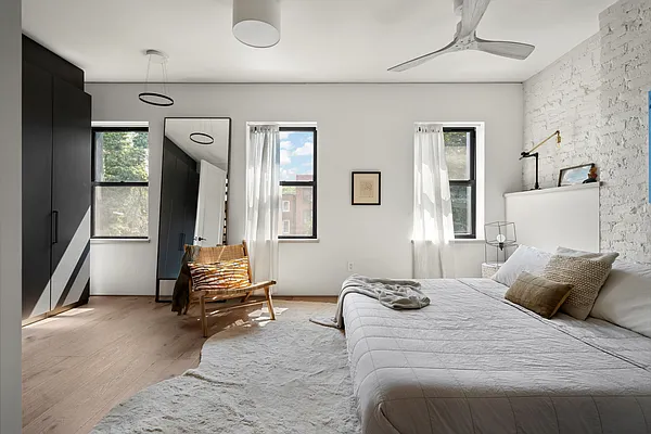 Rented by Douglas Elliman | media 7