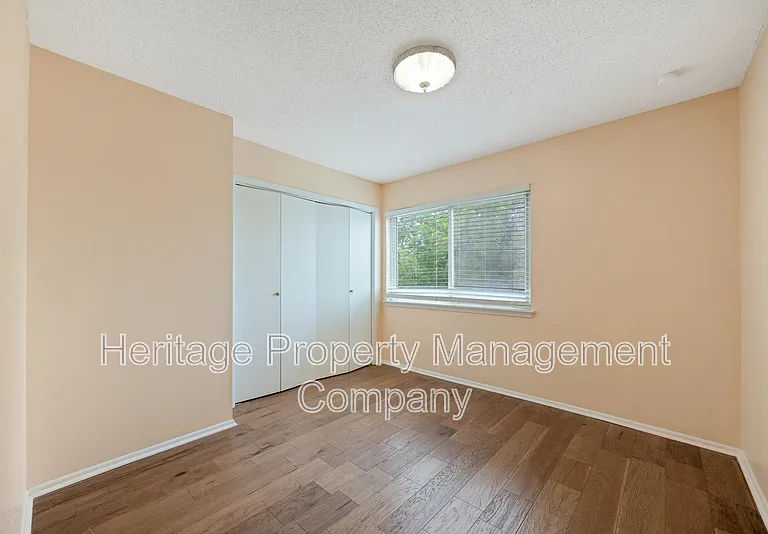 10958 Crown Park — Photo 21