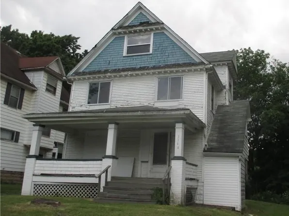 3144 Pine Hollow Dr, Youngstown, OH 44502