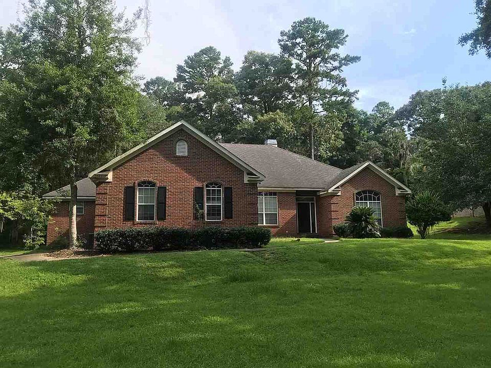 1st image of 1028 Summerbrooke Dr