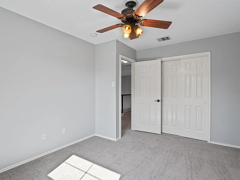 1713 Darjeeling Dr — Photo 23