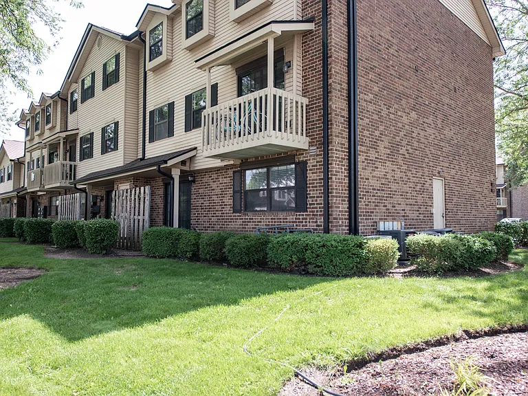 1486 W Jefferson Ave #D — Photo 16