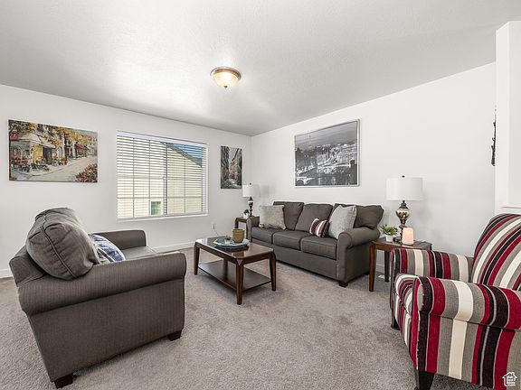 3rd image of 6145 N Boulter Peak Ln