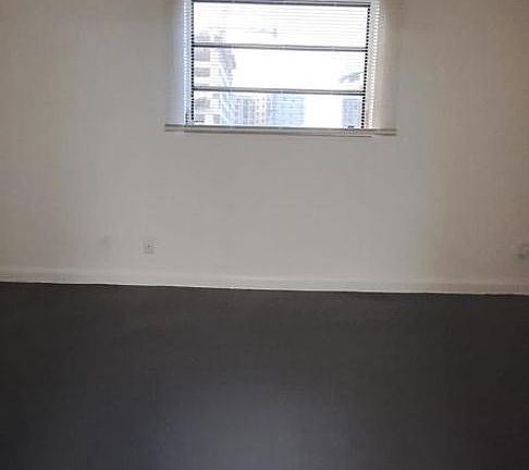 5th image of 3030 NE 21st Ter #11647538