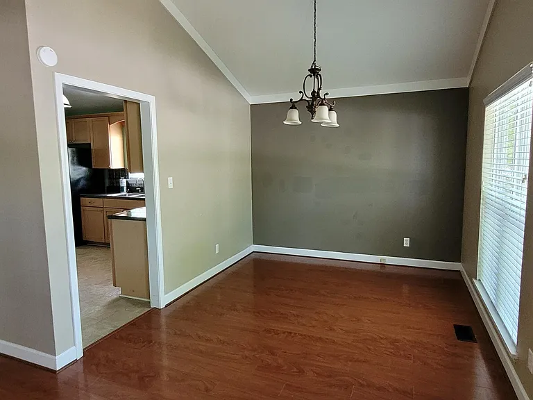 212 Branchwood Dr — Photo 10