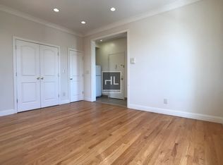 1810 W 8th St #3R, Brooklyn, NY 11223
