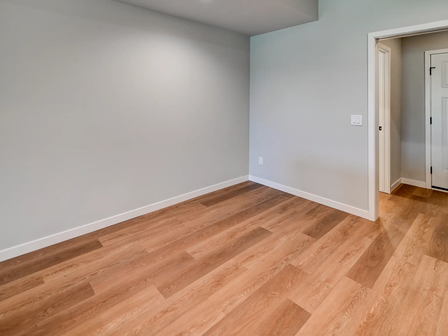 2 bed, 2.5 bath, 1168 sqft, $2,250 — Photo 4