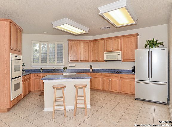 5th image of 8058 Maddie Ln
