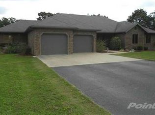 18991 Pleasant View Dr, Lebanon, MO 65536