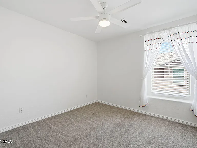 464 N Ranger Trl — Photo 26