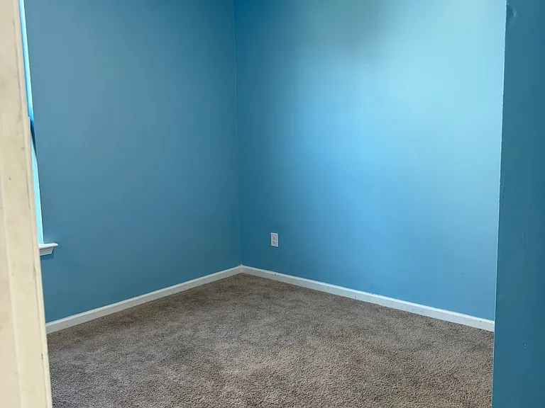 2763 Jansen Ave — Photo 8