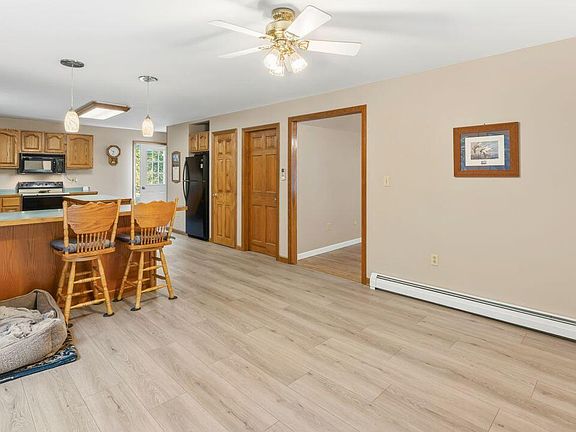 5th image of 107 Dorr Road