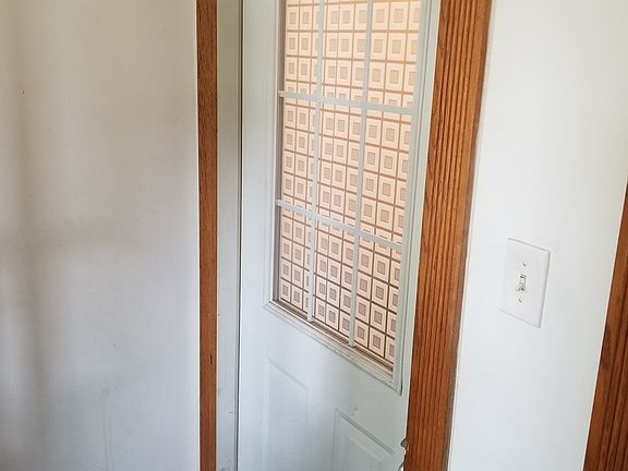 5th image of 1907 S Christiana Ave